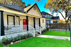 The Red Haven -Heart of EaDo HTX & NRG-